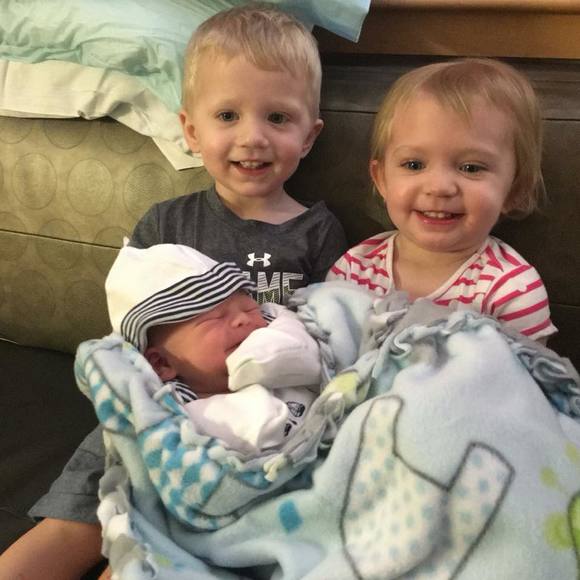 Meet your Posher, Ginny - Picture 1 of 1